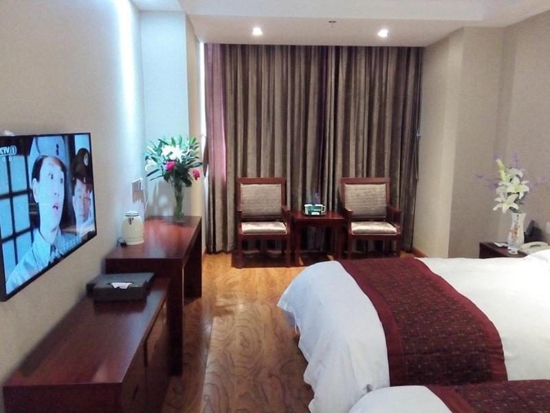 Greentree Inn Geermu Walking Street Business Hotel Golmud Zewnętrze zdjęcie
