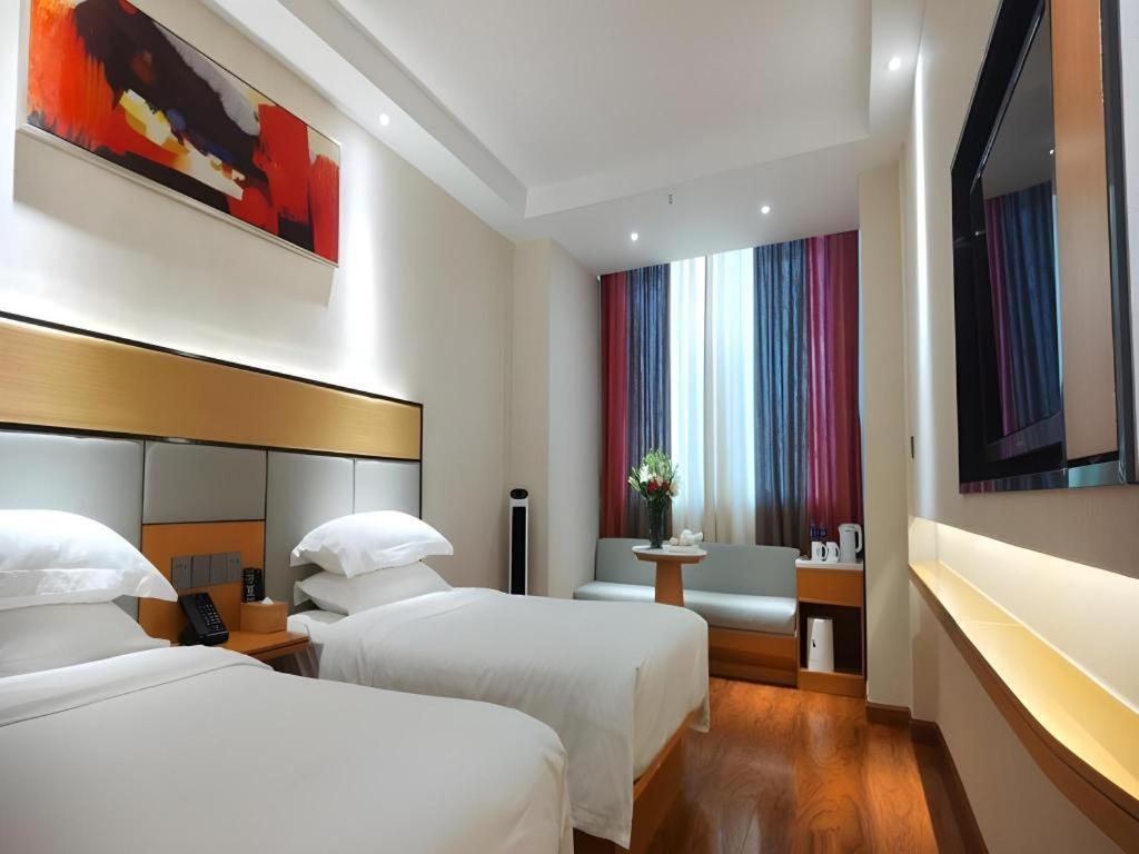 Greentree Inn Geermu Walking Street Business Hotel Golmud Zewnętrze zdjęcie