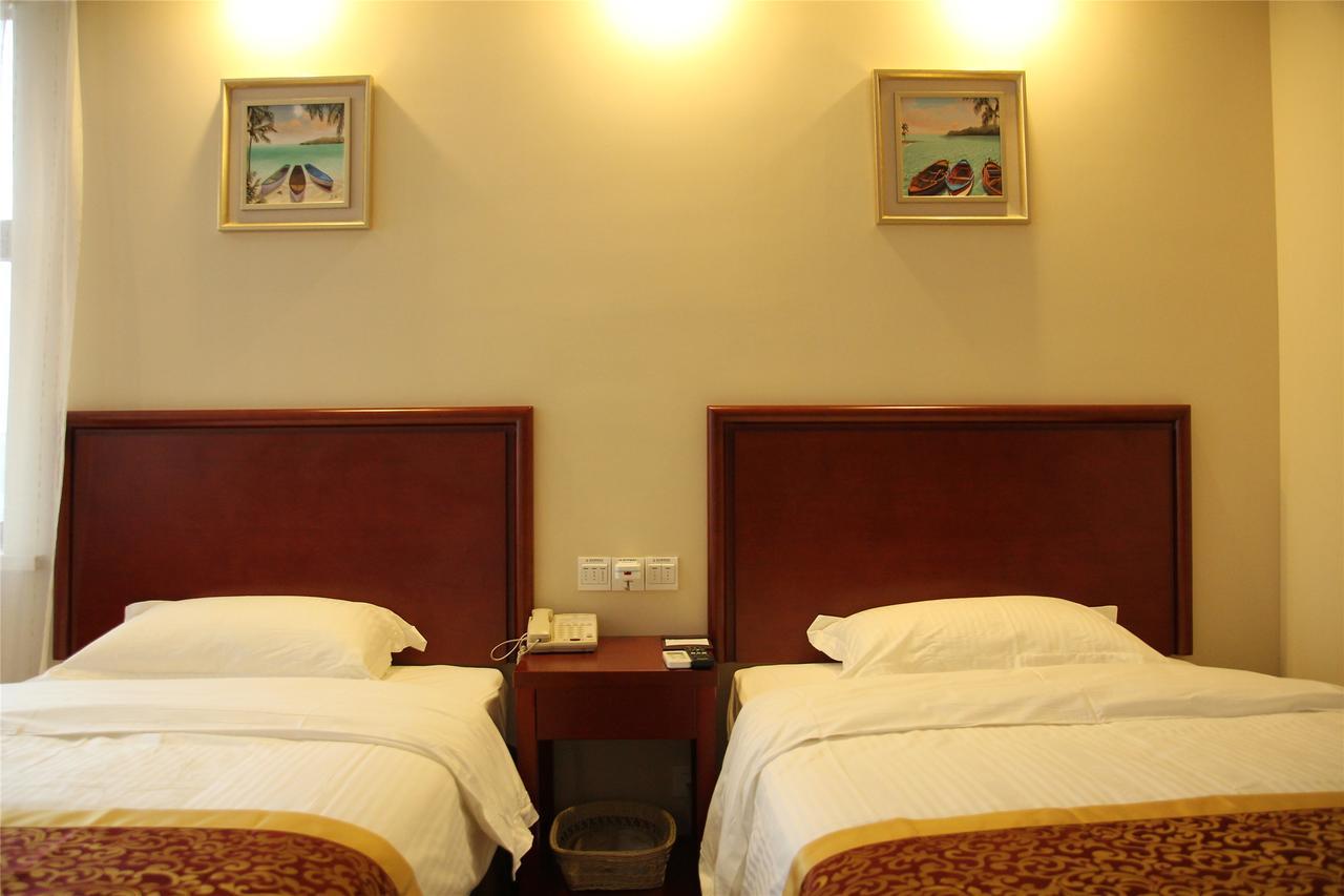 Greentree Inn Geermu Walking Street Business Hotel Golmud Zewnętrze zdjęcie