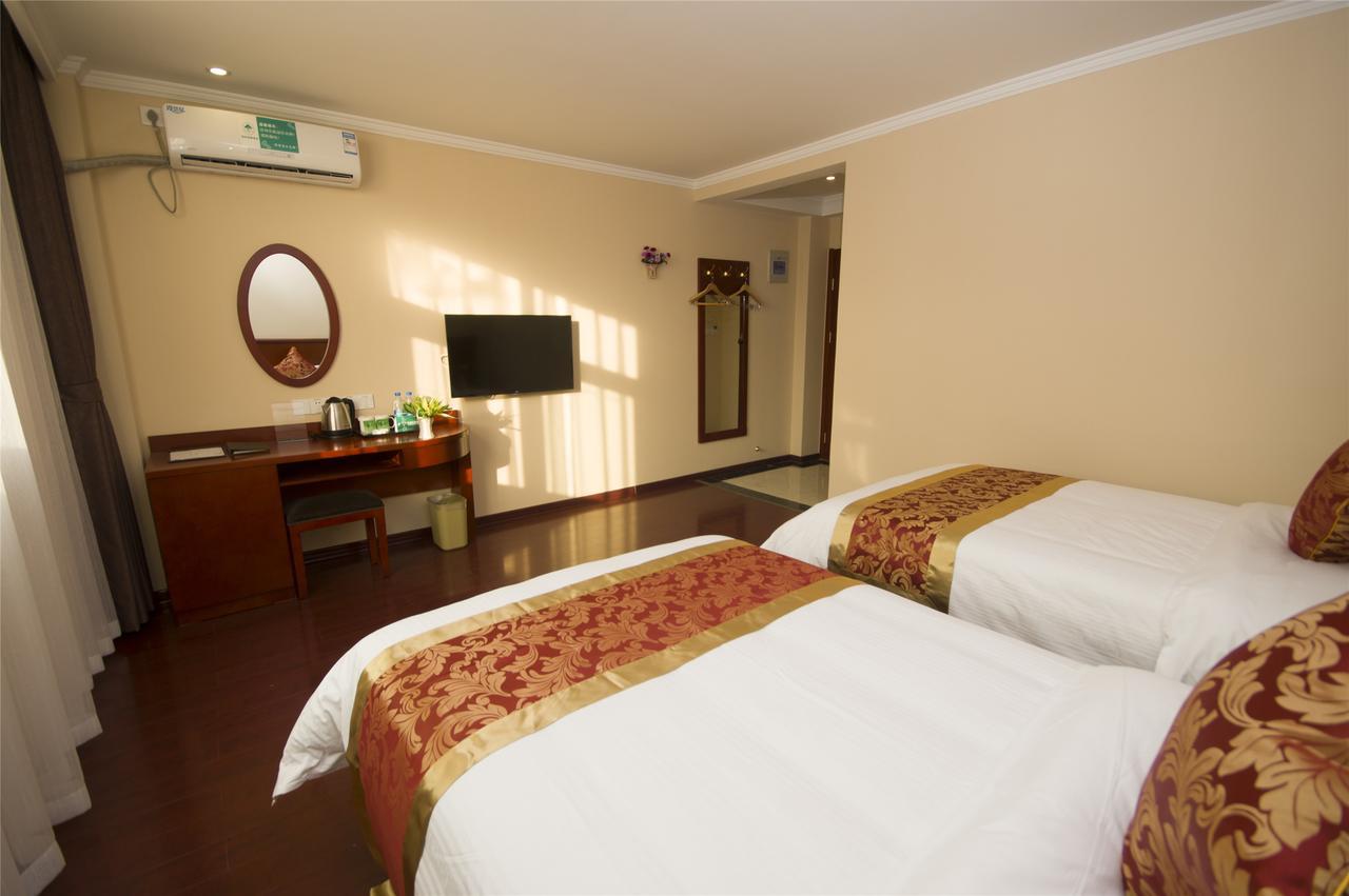 Greentree Inn Geermu Walking Street Business Hotel Golmud Zewnętrze zdjęcie