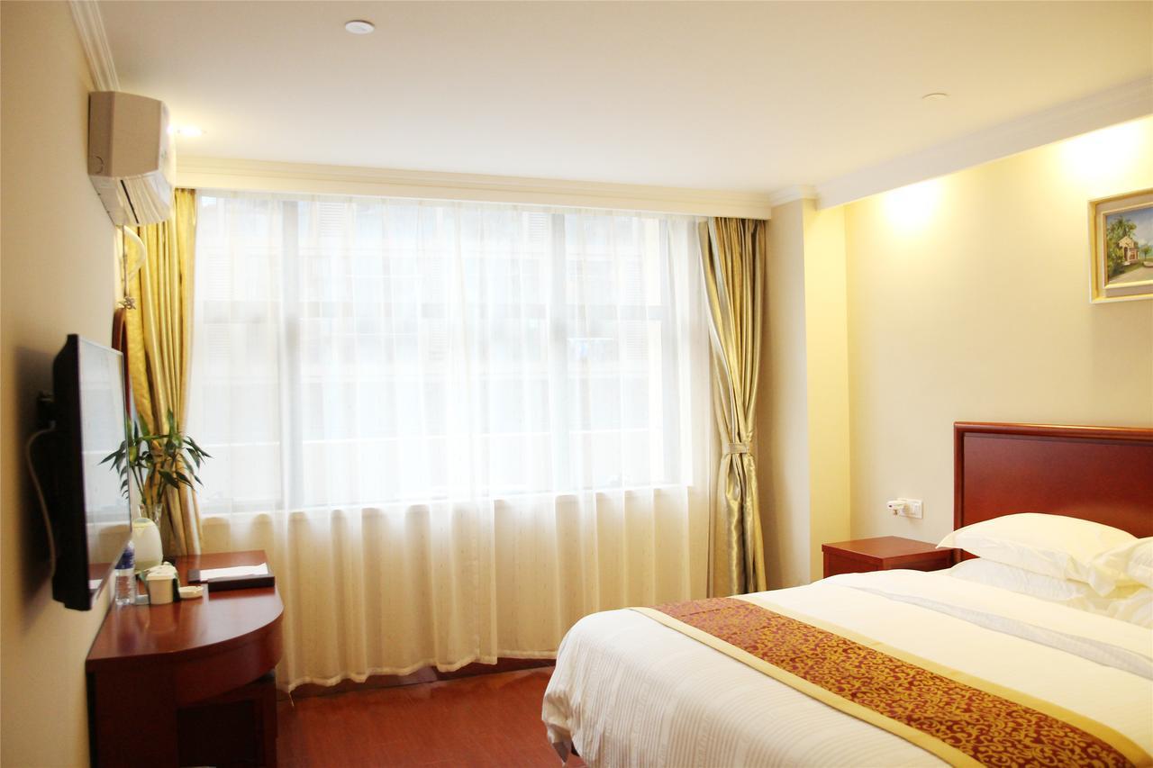 Greentree Inn Geermu Walking Street Business Hotel Golmud Zewnętrze zdjęcie
